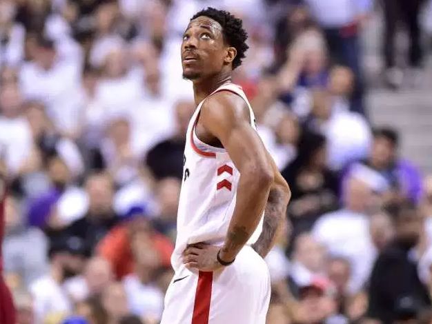 她选择稳扎 她选择稳扎